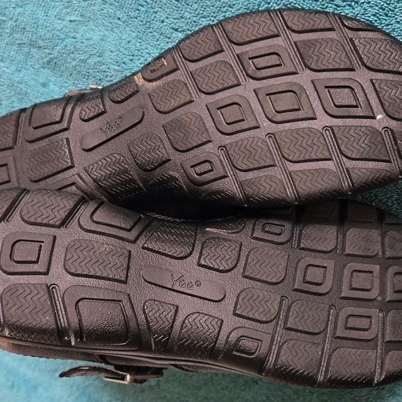 YUU Black Vegan Leather MaryJane Loafer SZ.8 NWT NIB - Picture 3 of 13